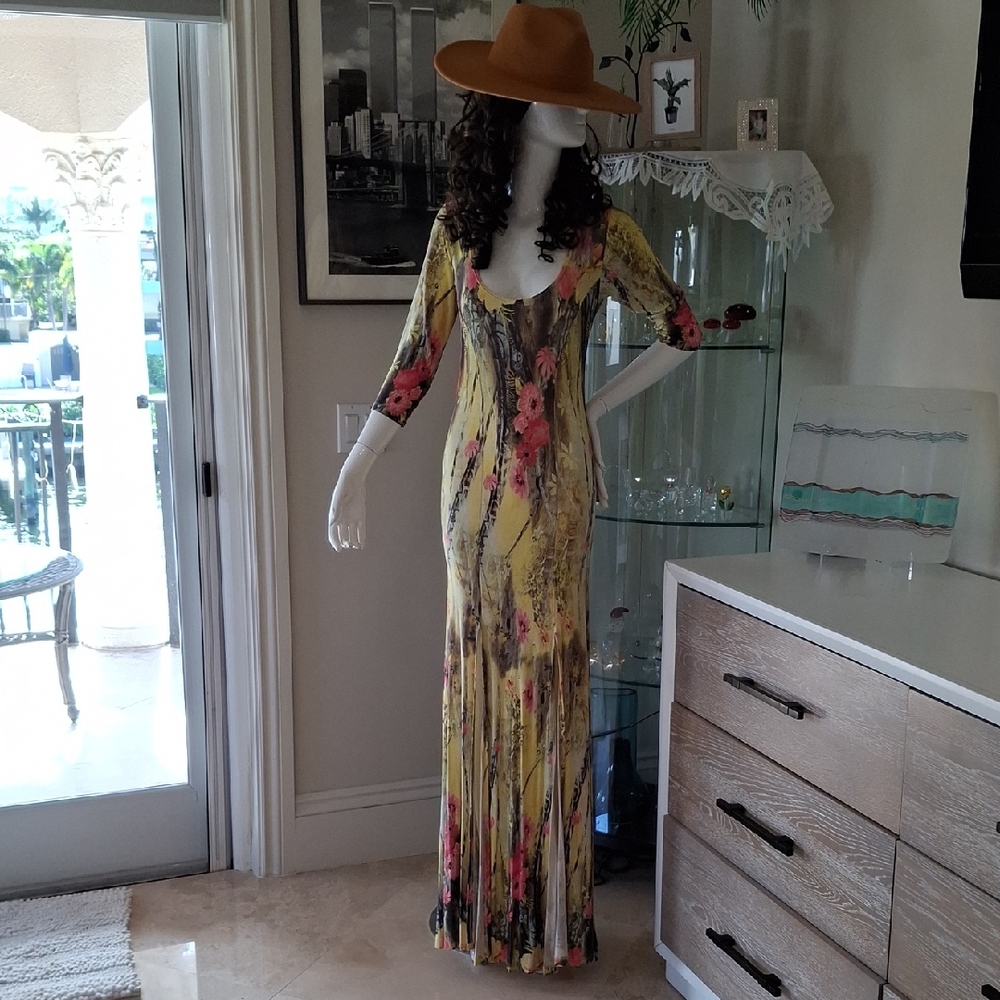Elegant Yellow Floral Maxi Dress